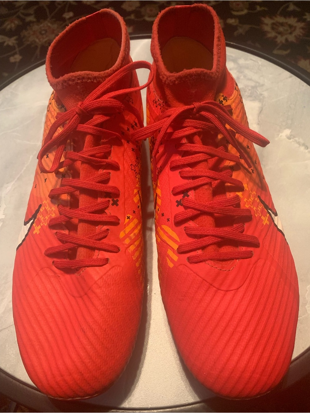 Nike Men’s Red High-Top Soccer Cleats